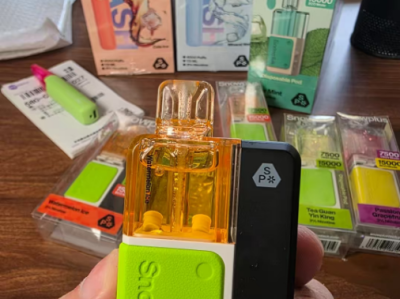 雪加Snowplus积木15000口电子烟：全方位深度测评，是否值得入手？