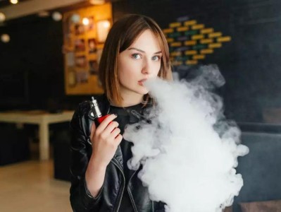 电子烟巨头Elux在英国市场遭遇召回风波，行业监管趋严背景下竞争加剧