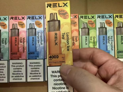 RELX悦刻海外版4000口一次性电子烟：便携与多元的完美选择