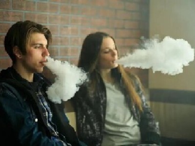 英国青少年电子烟使用趋势与认知变化：数据背后的警示与应对
