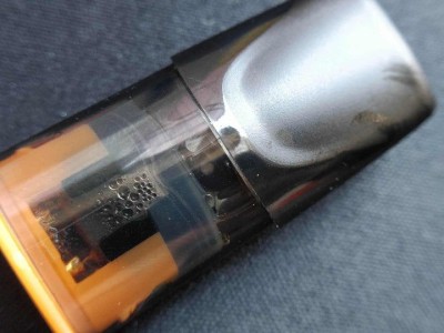 悦刻电子烟烟弹漏油？别急，可能是冷凝液！