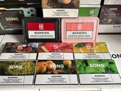 Song 小菘烟弹与悦刻烟弹口感大揭秘：一场味蕾的深度之旅